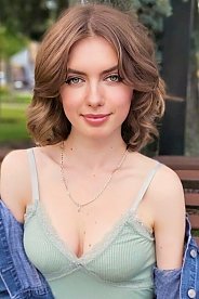 Julia Cherkassy 1146949